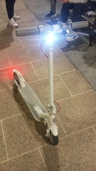 Patinete Eléctrico Blanco Xiaomi