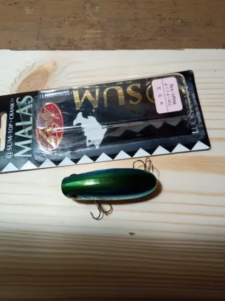 Señuelo Lucky Craft Malas 9.0g Flotante