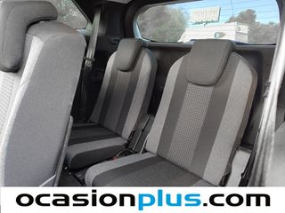 Peugeot 5008 BlueHDI 130 S&S Active Pack EAT8 96 kW (130 CV)