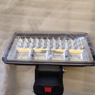 Luz LED Rectangular con Interruptor para Dewalt