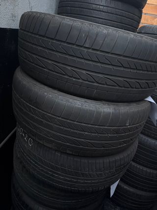 Neumáticos 255/50/20