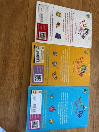 Libros Raimbow magic en inglés.