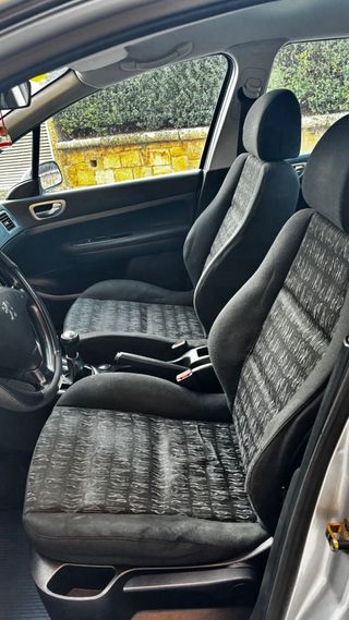 Peugeot 307 2002
