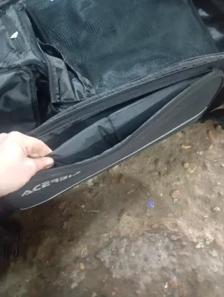 Maleta con ruedas Acerbis