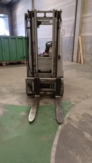 Carretilla elevadora eléctrica