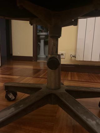 Silla de oficina industrial marrón