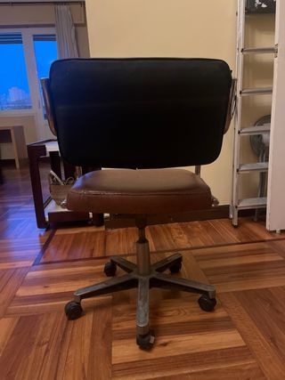 Silla de oficina industrial marrón