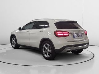 Mercedes GLA GLA 200 d Urban 100 kW (136 CV)