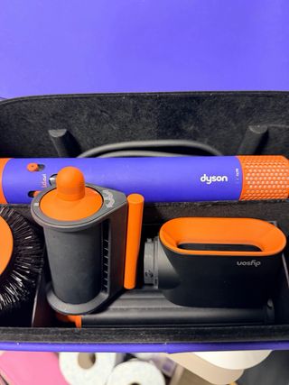 Dyson Airwrap Morado y Naranja