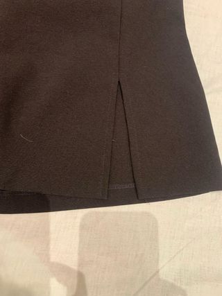 Falda tubo negra corta