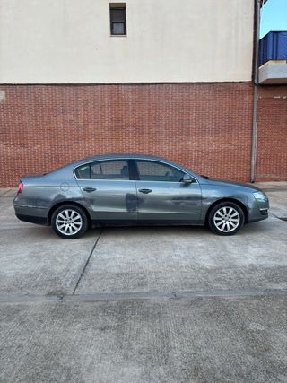 Volkswagen Passat 2005