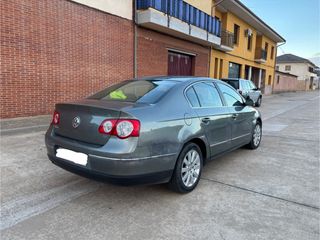 Volkswagen Passat 2005