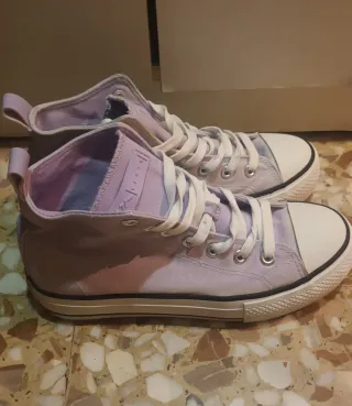 Converse Moradas Talla 40