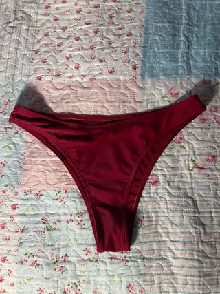 Bikini burdeos