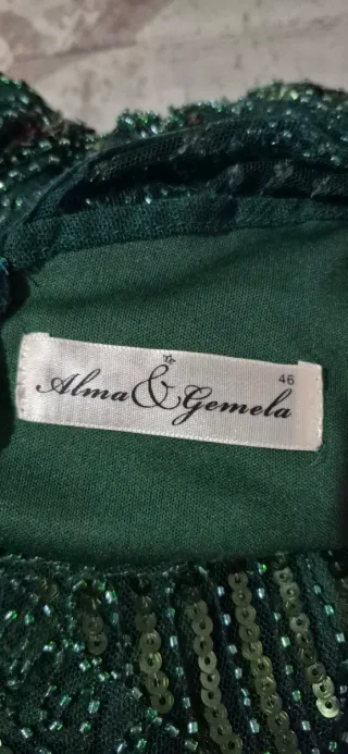 Vestido de fiesta verde con lentejuelas