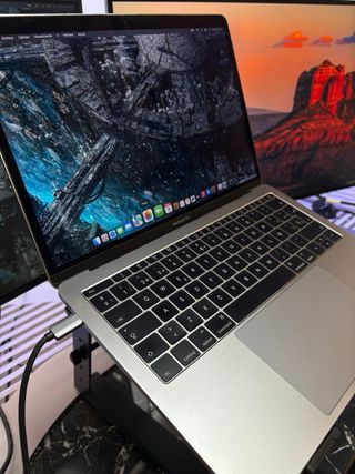 MacBook Pro 16GB RAM/500GB SSD/ 2017 13”
