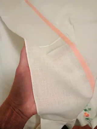 Tovaglia ricamata a mano 130x230 + 6 tovaglioli