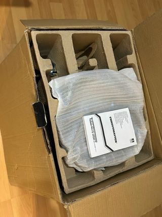 Volante Thrustmaster T300 Ferrari Alcantara