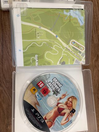 3 Juegos PS3 + 1 Caja Vacía