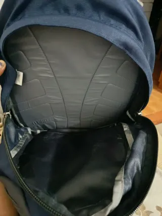 Mochila The North Face Azul y Negra