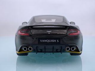 1:18 Aston Martin Vanquish S Bronce 2017 Auto Art