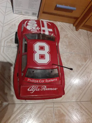 Coche RC Alfa Romeo 155.