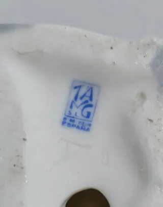 Tang porcelana.