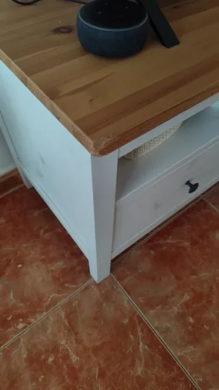 Mueble TV IKEA HEMNES Blanco y Madera.
