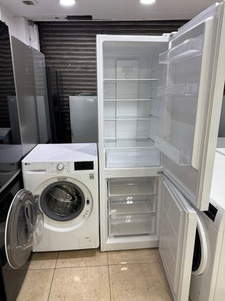Pack Lavadora y Frigorífico Corberó