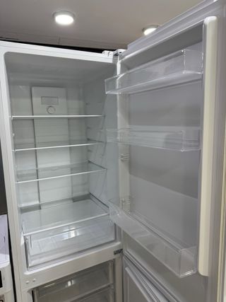 Pack Lavadora y Frigorífico Corberó