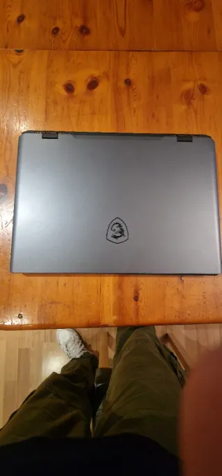 Portátil Gaming MSI Sword 17 HX RTX 4070 QHD+