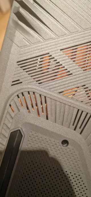 Portátil Gaming MSI Sword 17 HX RTX 4070 QHD+