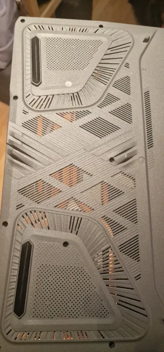 Portátil Gaming MSI Sword 17 HX RTX 4070 QHD+