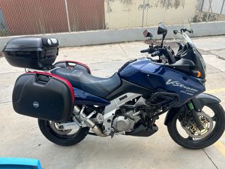 Suzuki V-Strom DL1000 Adventure Moto