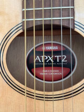 Guitarra Yamaha APXT2 Viaje