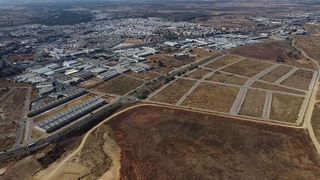 Nave industrial en venta en La Paz en Alcalá de Guadaira