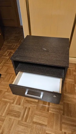 Cajonera de oficina con ruedas