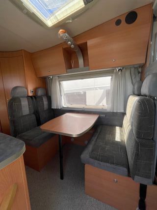 AUTOCARVANA KNAUS SUN TRAVELLER