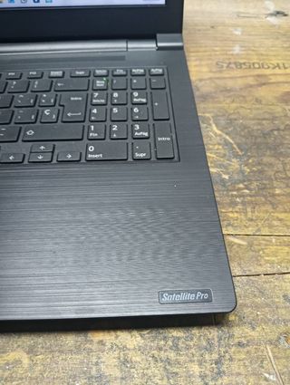 Portátil Toshiba Negro