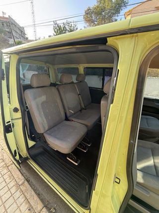 Volkswagen Transporter T5 2004