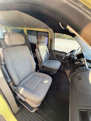 Volkswagen Transporter T5 2004
