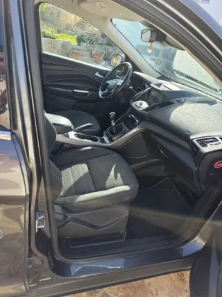 Ford Kuga 2016