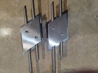 Lámpara de techo plateada y cromada