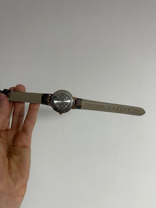 Reloj Louis Vuitton Marrón y Dorado