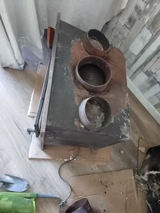 Chimenea casette de metal y cristal