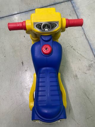 Moto correpasillos Molto  Como nueva