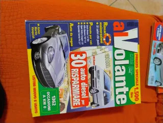 riviste AL VOLANTE 2001