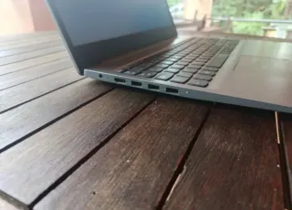 Portátil Lenovo IdeaPad 3 gris