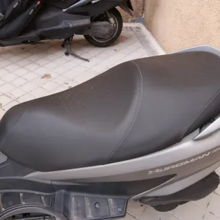 Suzuki Burgman 200cc Gris