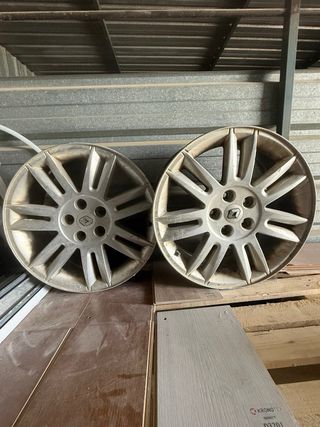 2 Llantas Renault 17 Pulgadas